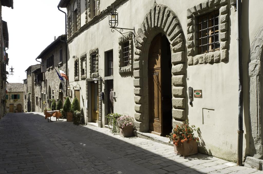 Palazzo Malaspina B&B San Donato in Poggio Exterior photo